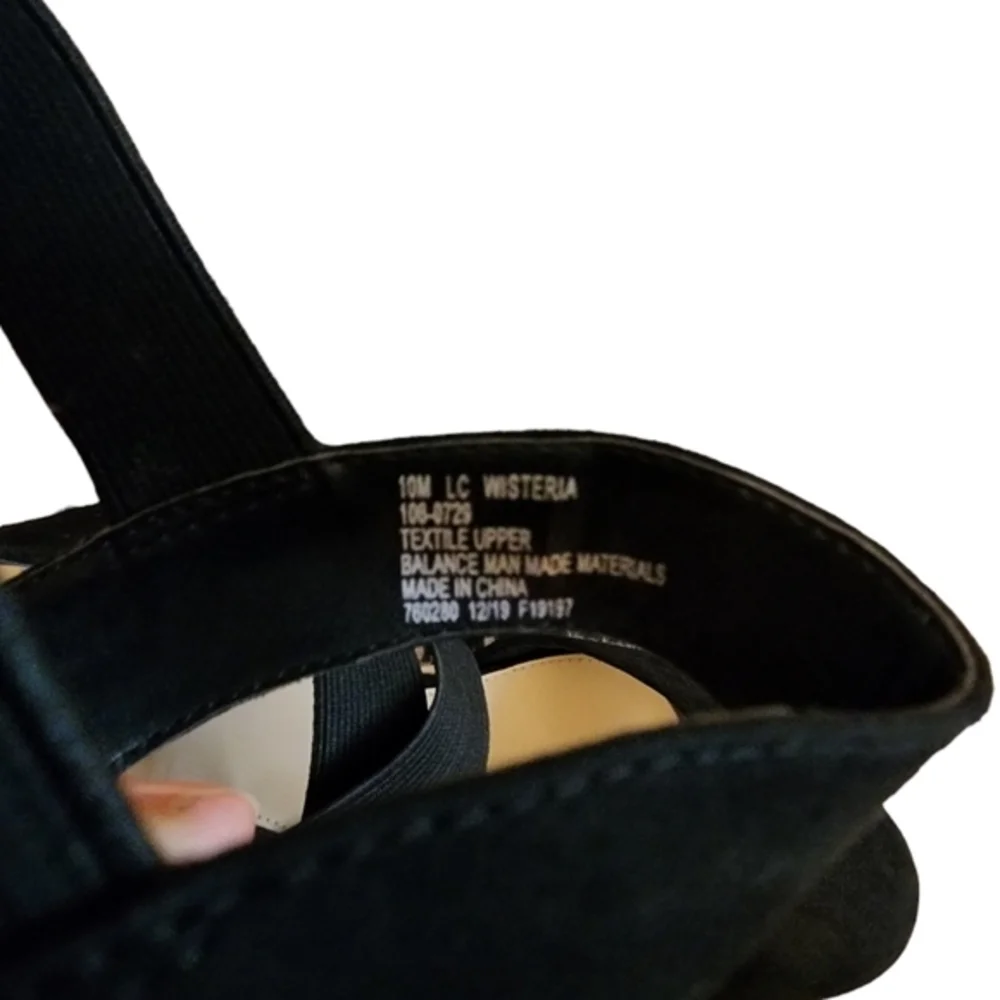 Liz claiborne black strappy wedges‎ 10